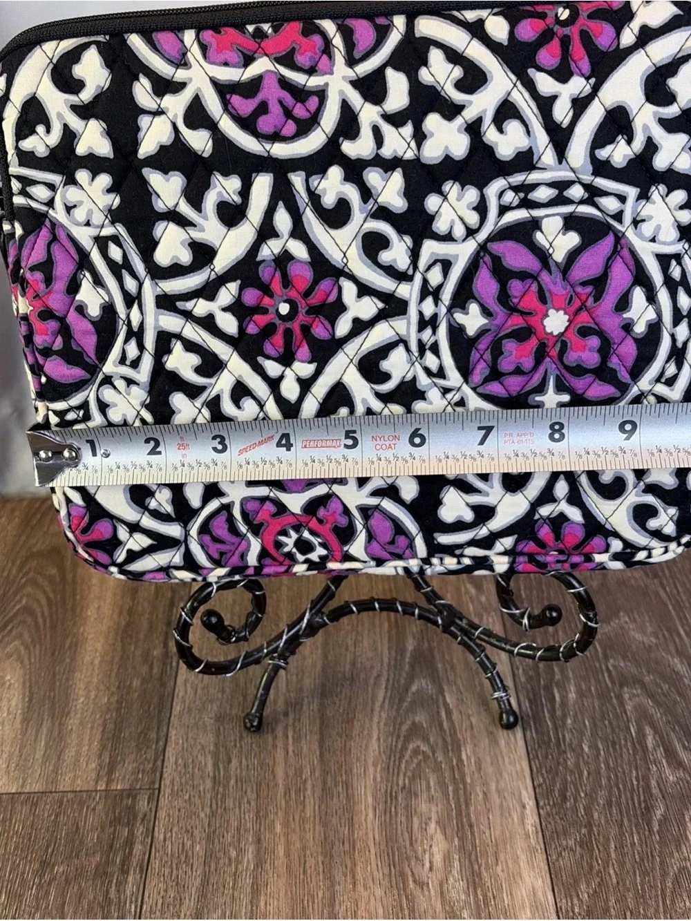 Vera Bradley 10 x 8.5 Tablet Reader Quilted Zippered Sleeve Mimosa Medallion